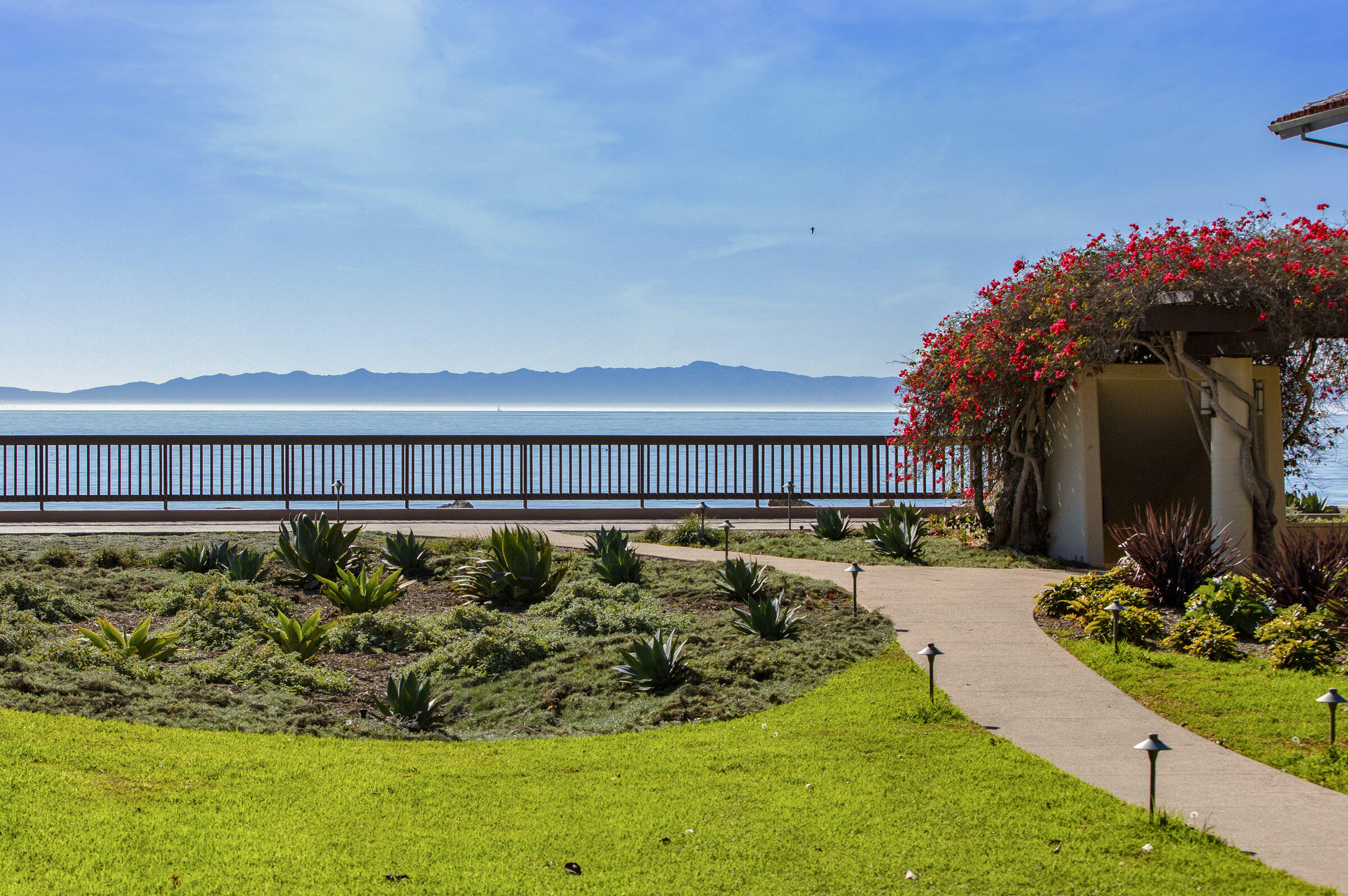 1300 Plaza Pacifica Montecito Ca Montecito, CA 93108 - Photo 32 of 35 Island Views