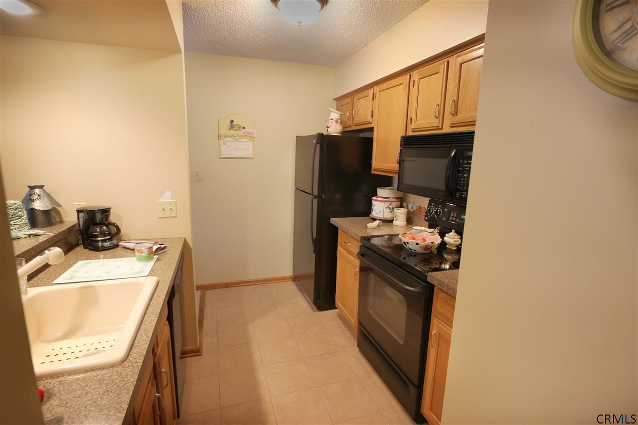 1976 U # C123 Curry Road Schenectady, NY 12303 - Photo 11 of 21 Photo 11