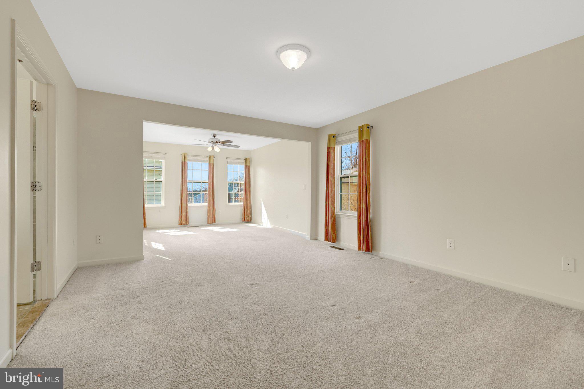 42258 Castle Ridge Square Brambleton, VA 20148 - Photo 19 of 54