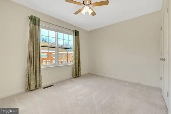 $3,600 | 42258 Castle Ridge Square, Brambleton, VA 20148