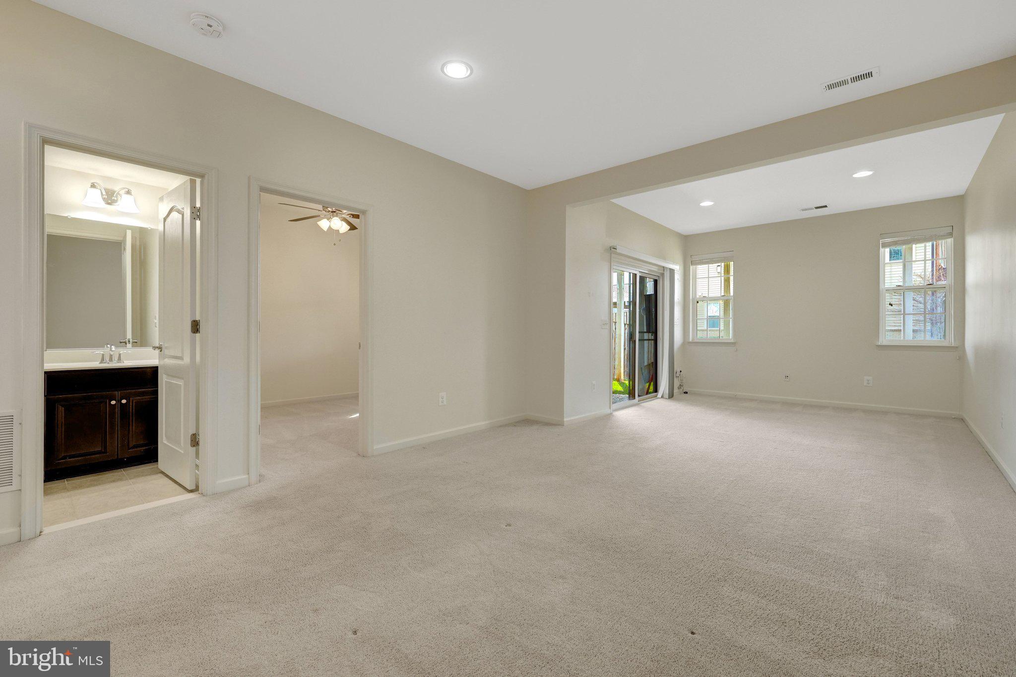 42258 Castle Ridge Square Brambleton, VA 20148 - Photo 37 of 54