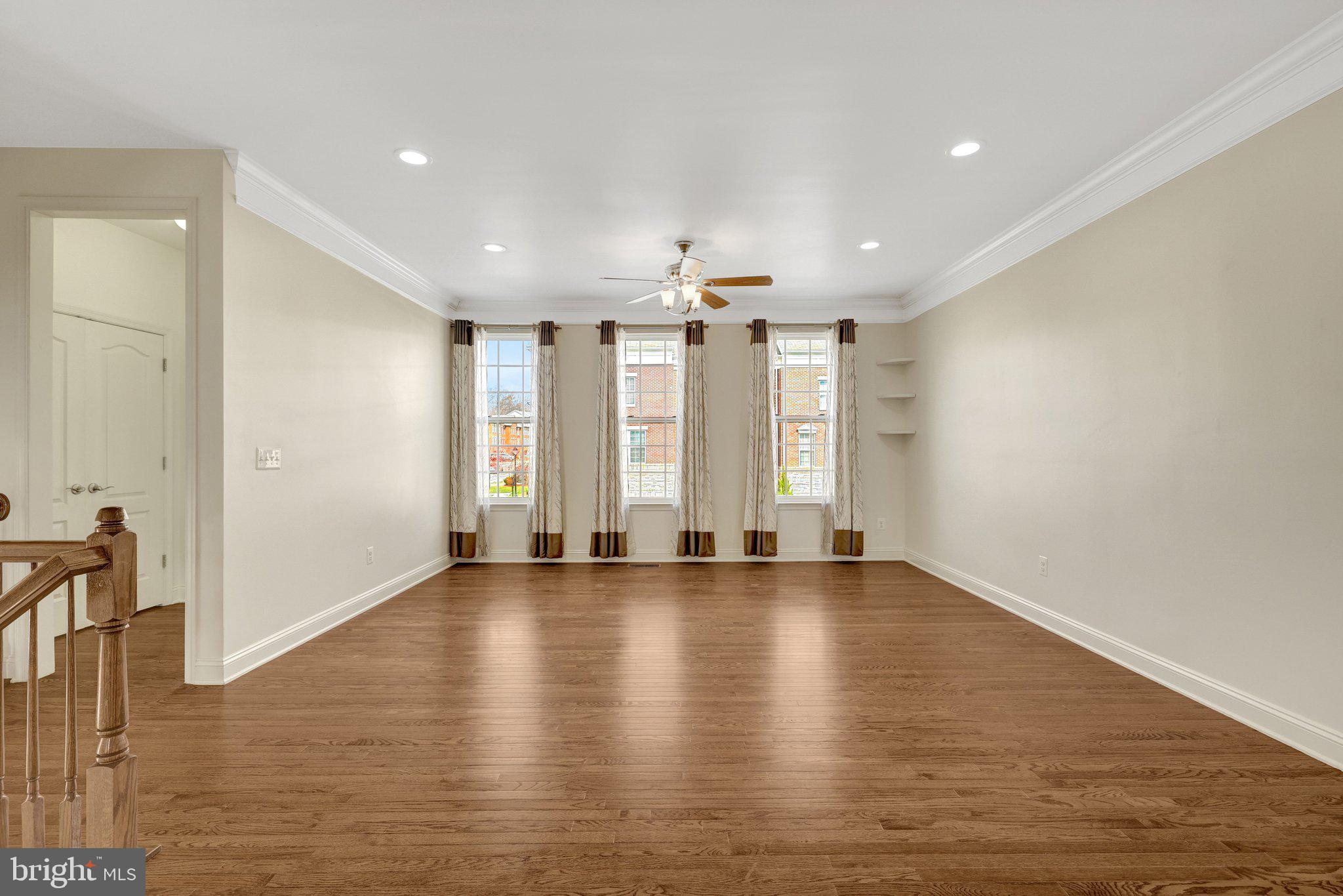 42258 Castle Ridge Square Brambleton, VA 20148 - Photo 4 of 54