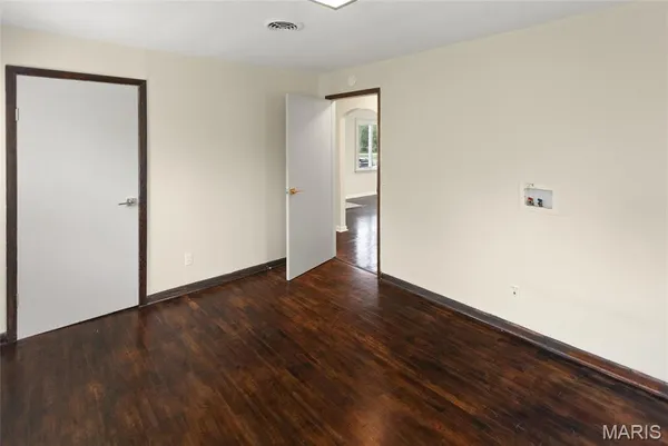 $1,500 | 408 North Lebanon Street, Mascoutah, IL 62258