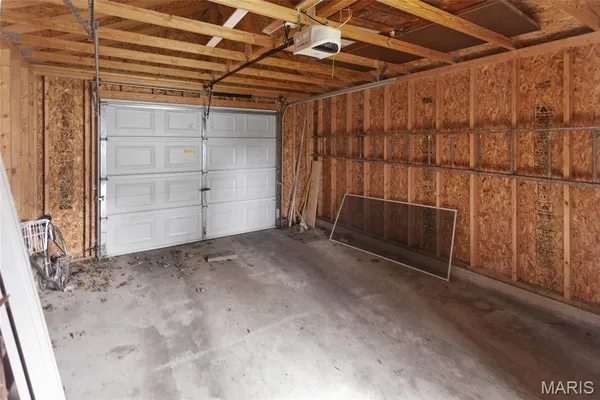 $1,500 | 408 North Lebanon Street, Mascoutah, IL 62258