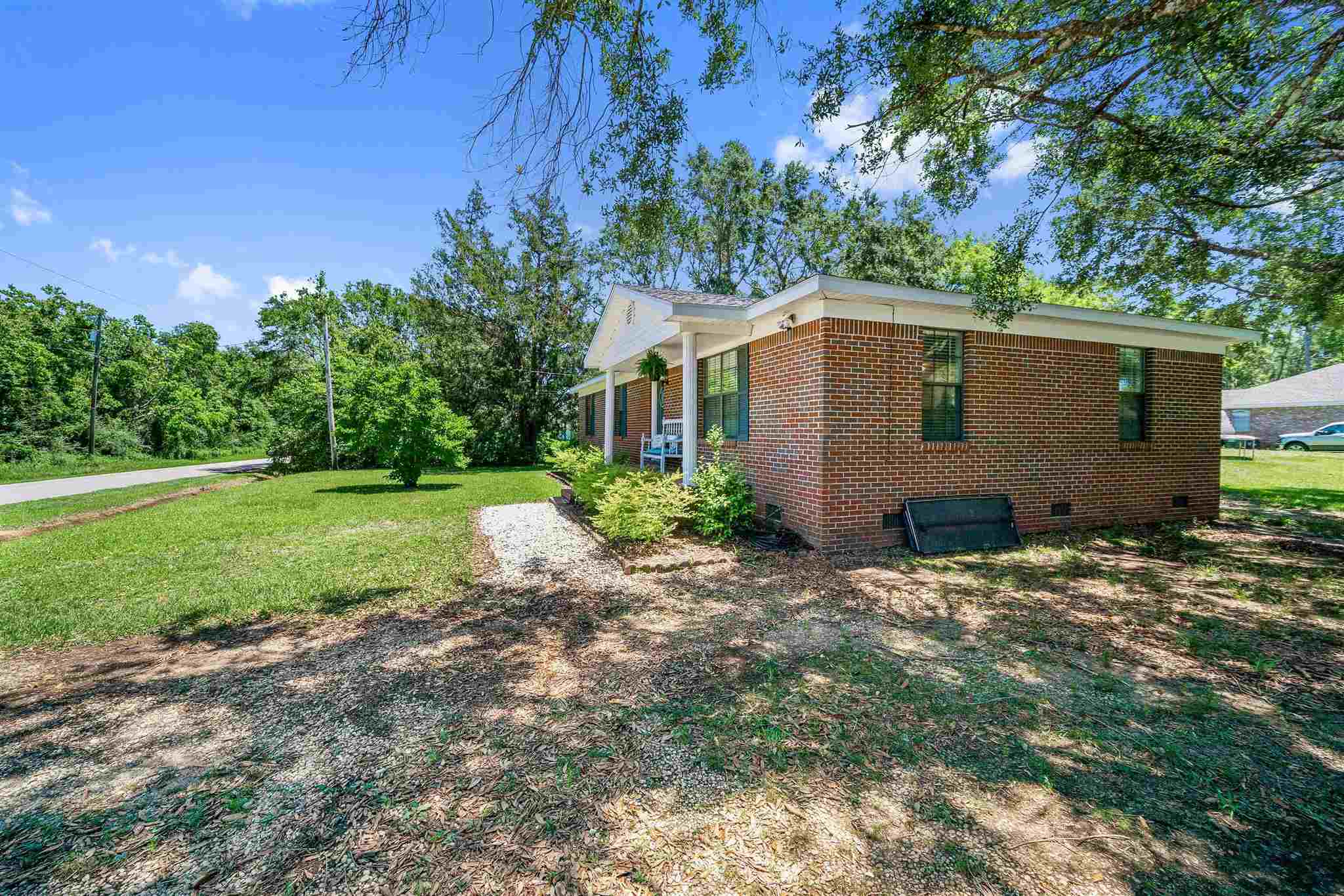 10510 Gayfer Rd Extension Fairhope, AL 36532 - Photo 3 of 25