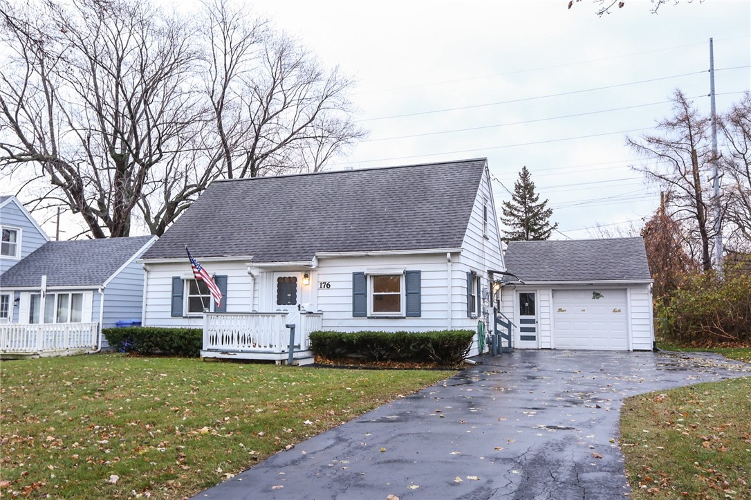 176 Mac Arthur Road Greece, NY 14615 - Photo 1 of 1 Welcome to 176 MacArthur Rd in Greece!