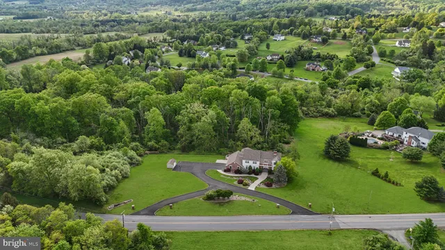 $1,099,900 | 152 Hickory Corner Road, Milford, NJ 08848