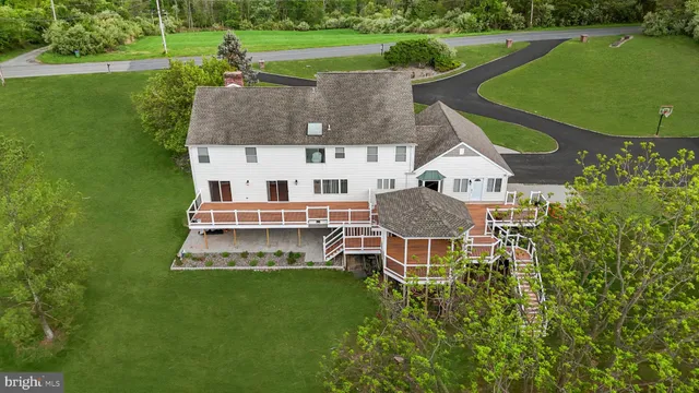 $1,099,900 | 152 Hickory Corner Road, Milford, NJ 08848