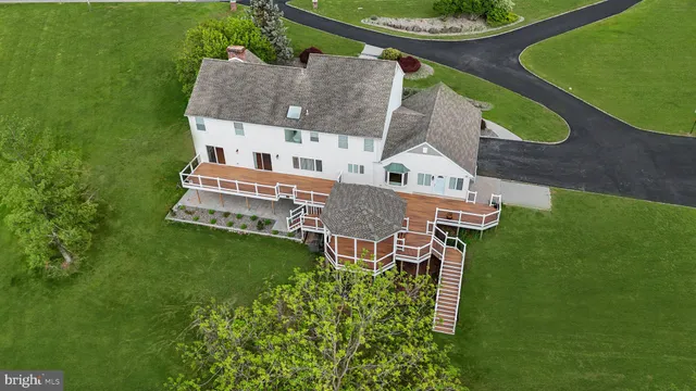 $1,099,900 | 152 Hickory Corner Road, Milford, NJ 08848