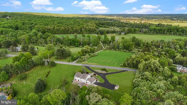 $1,099,900 | 152 Hickory Corner Road, Milford, NJ 08848