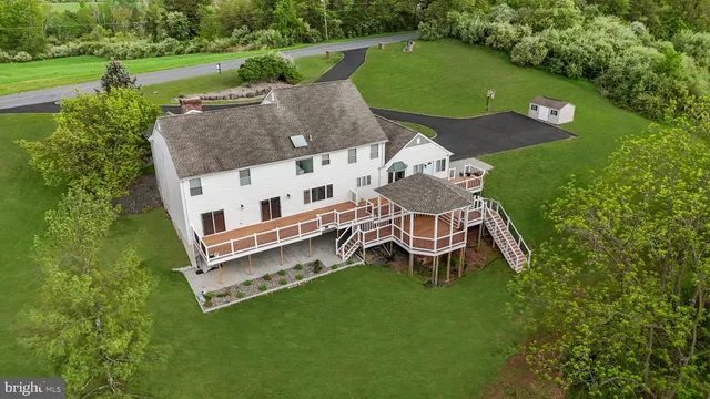 $1,099,900 | 152 Hickory Corner Road, Milford, NJ 08848