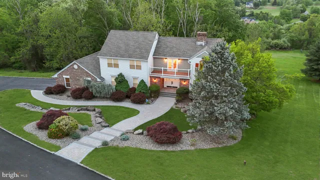 $1,099,900 | 152 Hickory Corner Road, Milford, NJ 08848