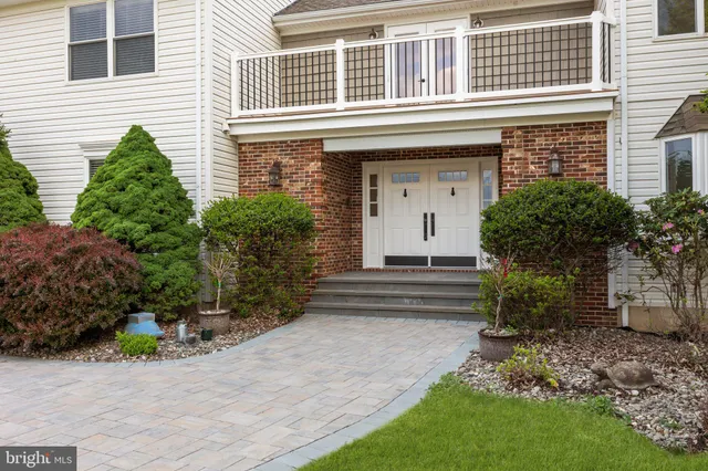 $1,099,900 | 152 Hickory Corner Road, Milford, NJ 08848