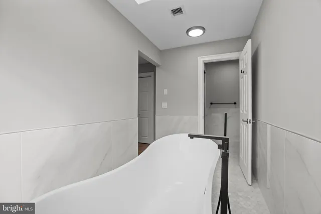 $1,099,900 | 152 Hickory Corner Road, Milford, NJ 08848