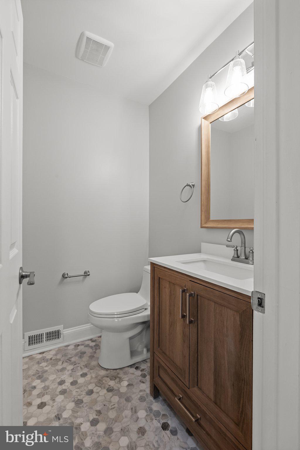 152 Hickory Corner Road Milford, NJ 08848 - Photo 9 of 144