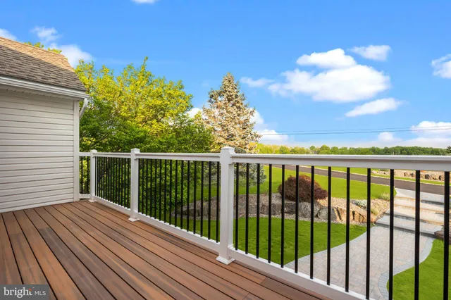 $1,099,900 | 152 Hickory Corner Road, Milford, NJ 08848