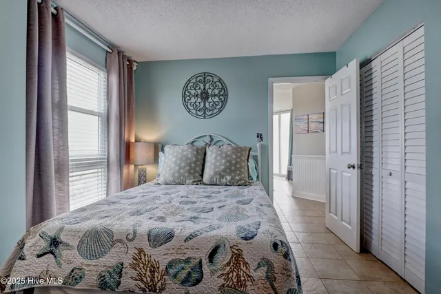 $1,400 | 2000 New River Inlet Road, Unit 1414, North Topsail Beach, NC 28460