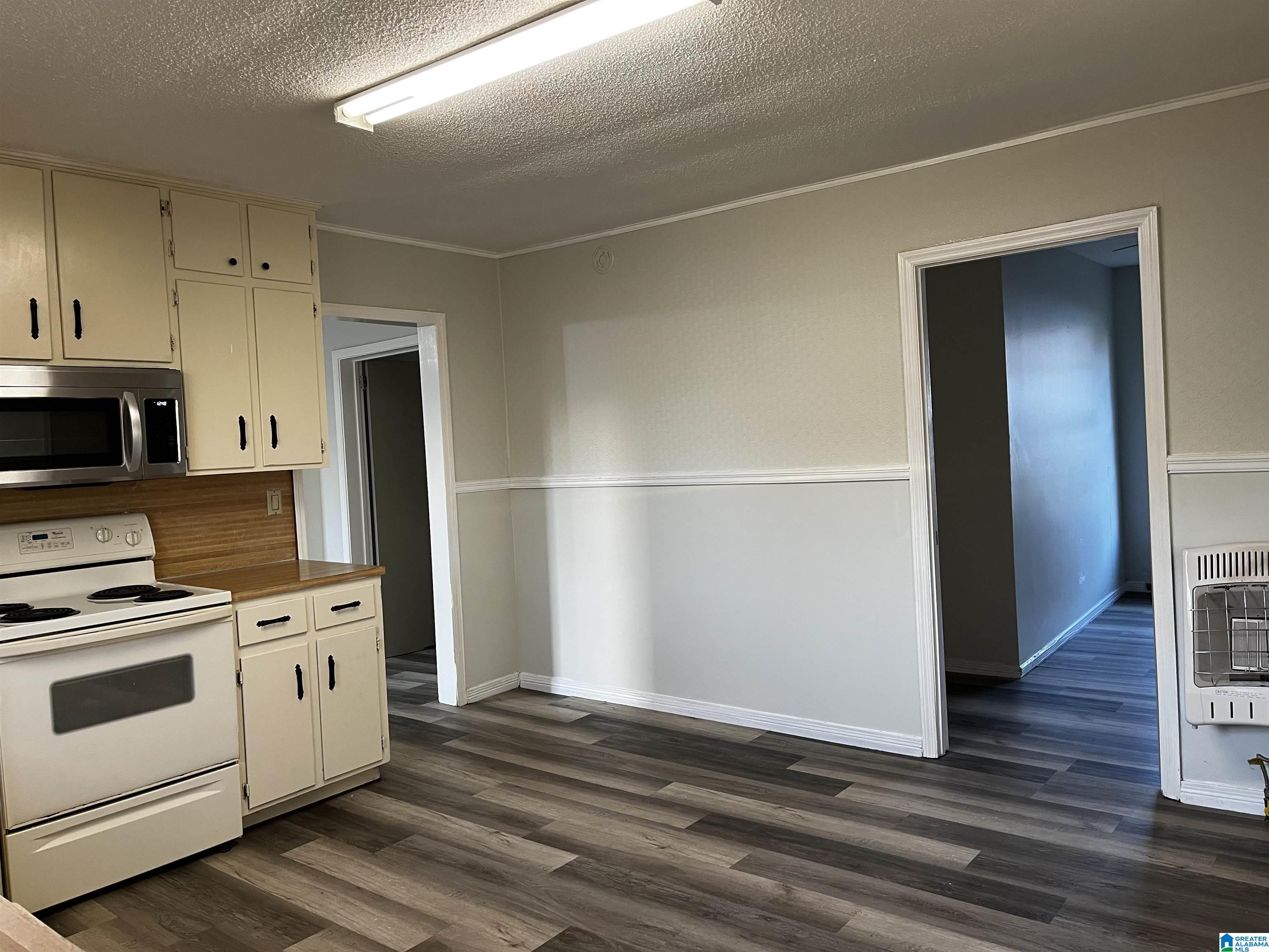 251 Morris Street Bessemer, AL 35022 - Photo 9 of 37