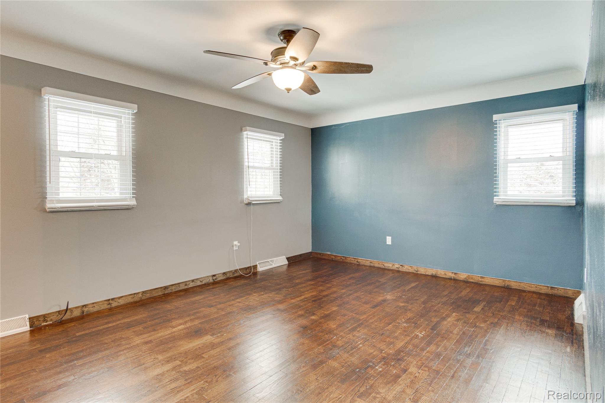 3434 Elliot Road Holly, MI 48442 - Photo 23 of 41 Interiors (35 of 48).jpg