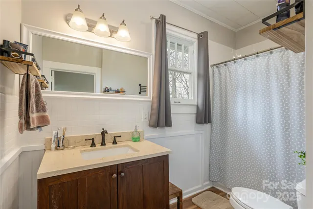 $360,000 | 506 West Blue Ridge Road, East Flat Rock, NC 28726