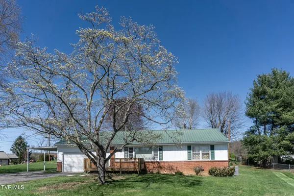 $265,000 | 404 Dyer Circle, Greeneville, TN 37745
