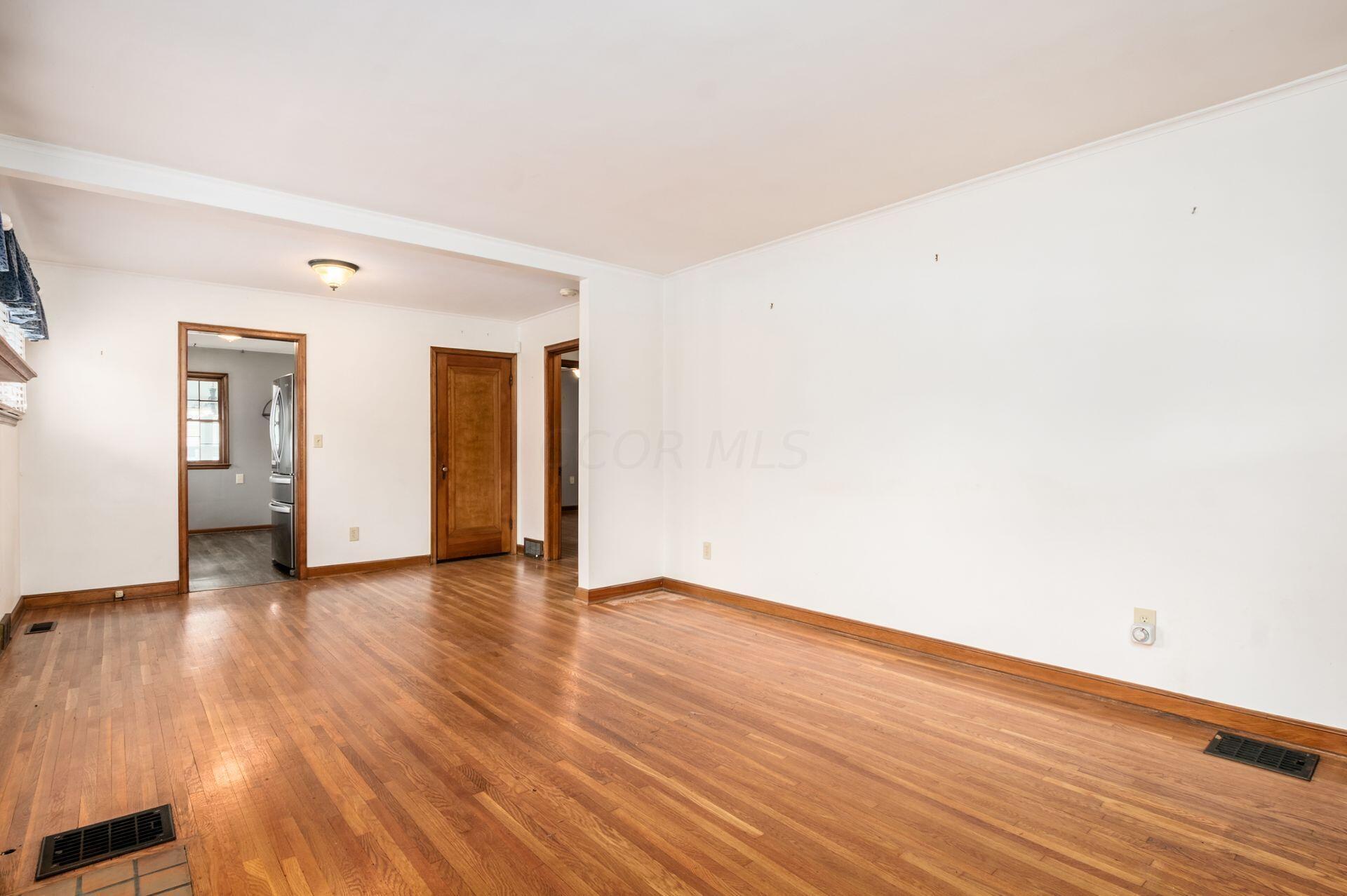 3215 Parkside Road Columbus, OH 43204 - Photo 6 of 37 007_ Rd Columbus OH 43204 USA