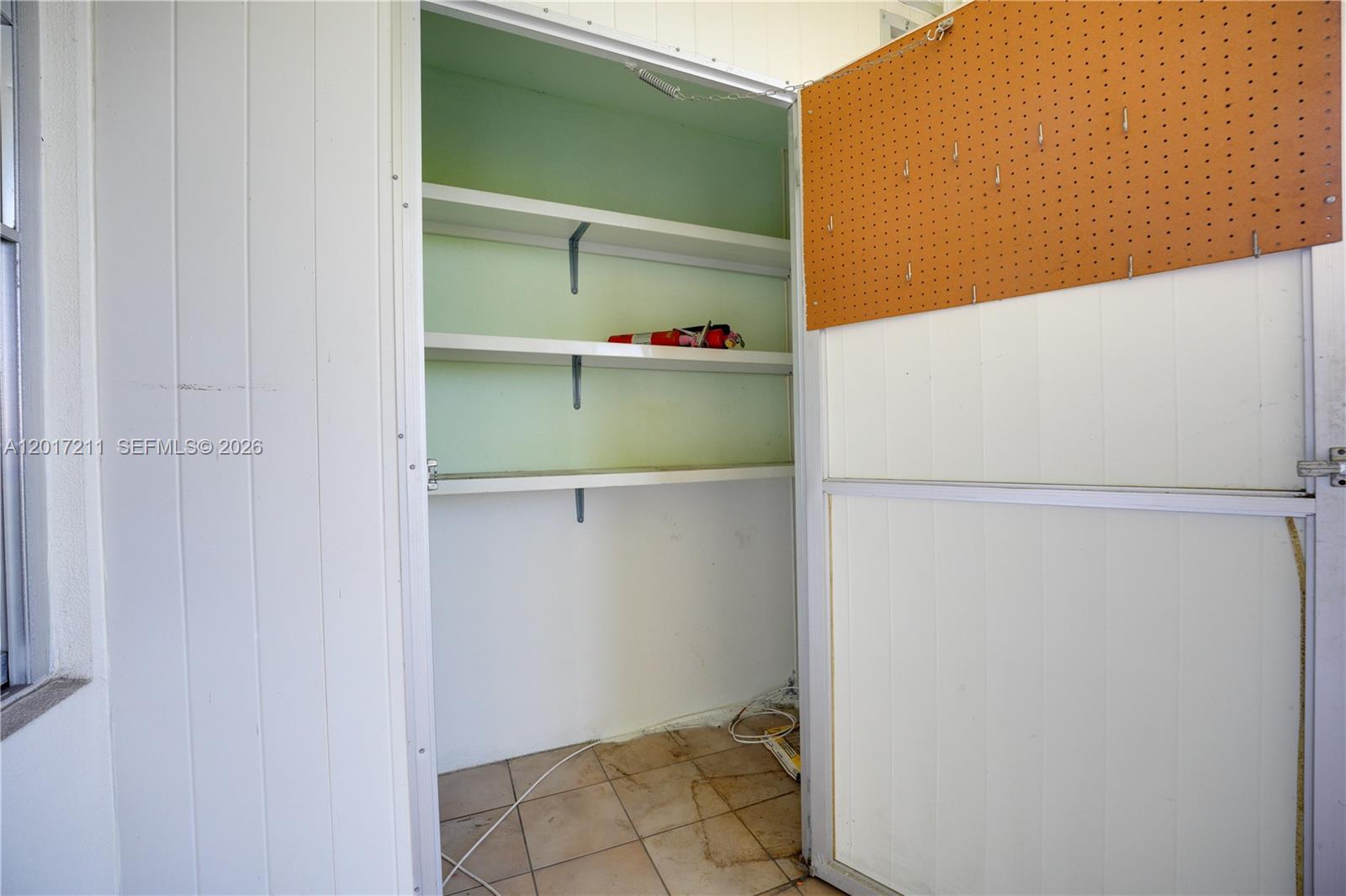4082 Cornwall East, Unit 4082 Boca Raton, FL 33434 - Photo 23 of 46 bedroom 2 closet