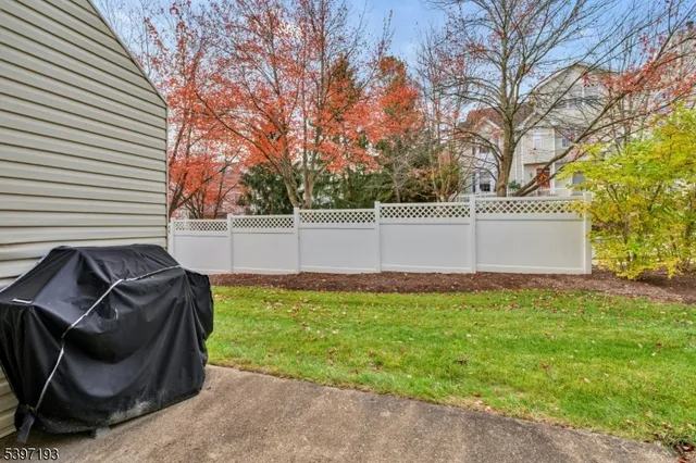 $3,100 | 17 Wildflower Lane, Morristown, NJ 07960