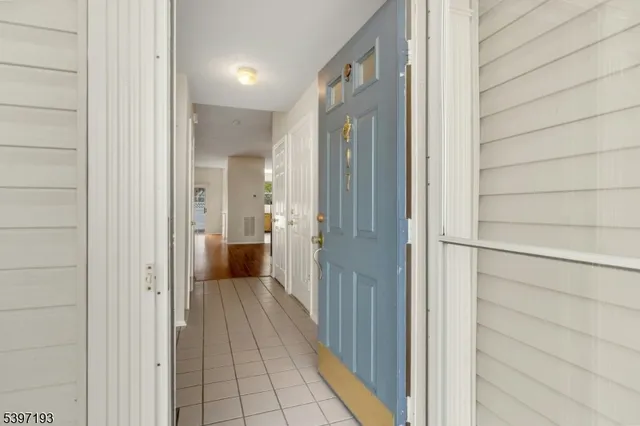 $3,100 | 17 Wildflower Lane, Morristown, NJ 07960