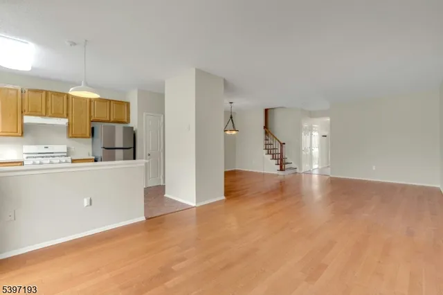 $3,100 | 17 Wildflower Lane, Morristown, NJ 07960