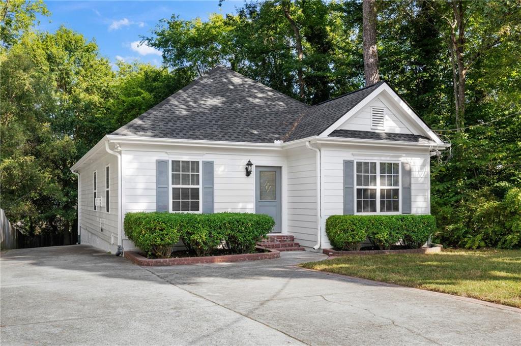 2581 Church Street Northwest Atlanta, GA 30318 - Photo 2 of 26