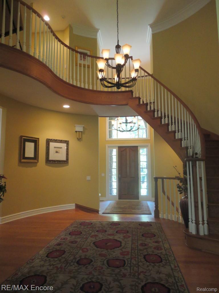 7789 Fieldstone Ridge Clarkston, MI 48348 - Photo 15 of 57 Foyer 4.jpg
