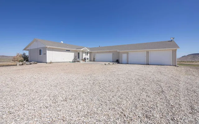 $694,900 | 15408 War Eagle Road, Murphy, ID 83650