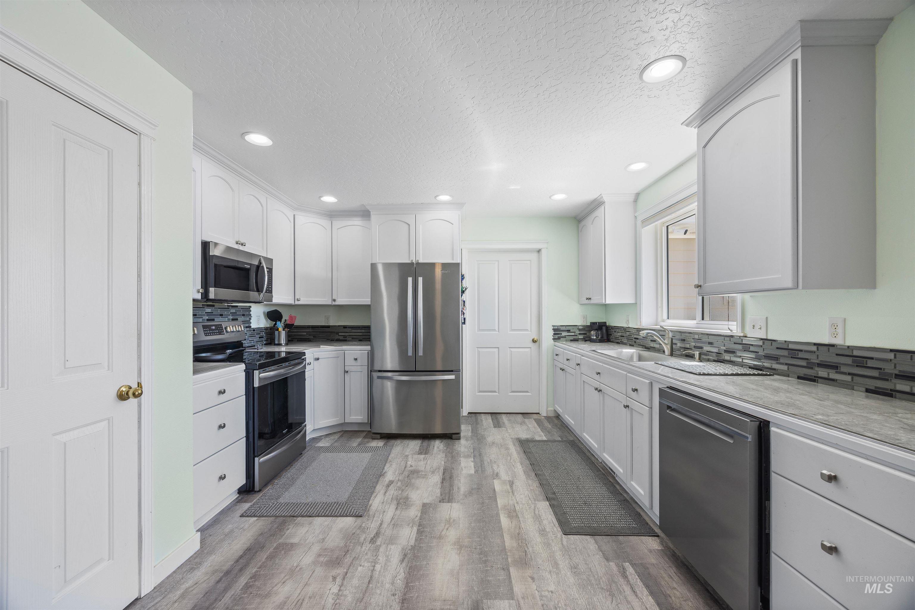 15408 War Eagle Road Murphy, ID 83650 - Photo 7 of 40