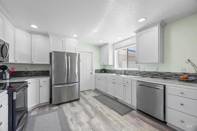 $694,900 | 15408 War Eagle Road, Murphy, ID 83650