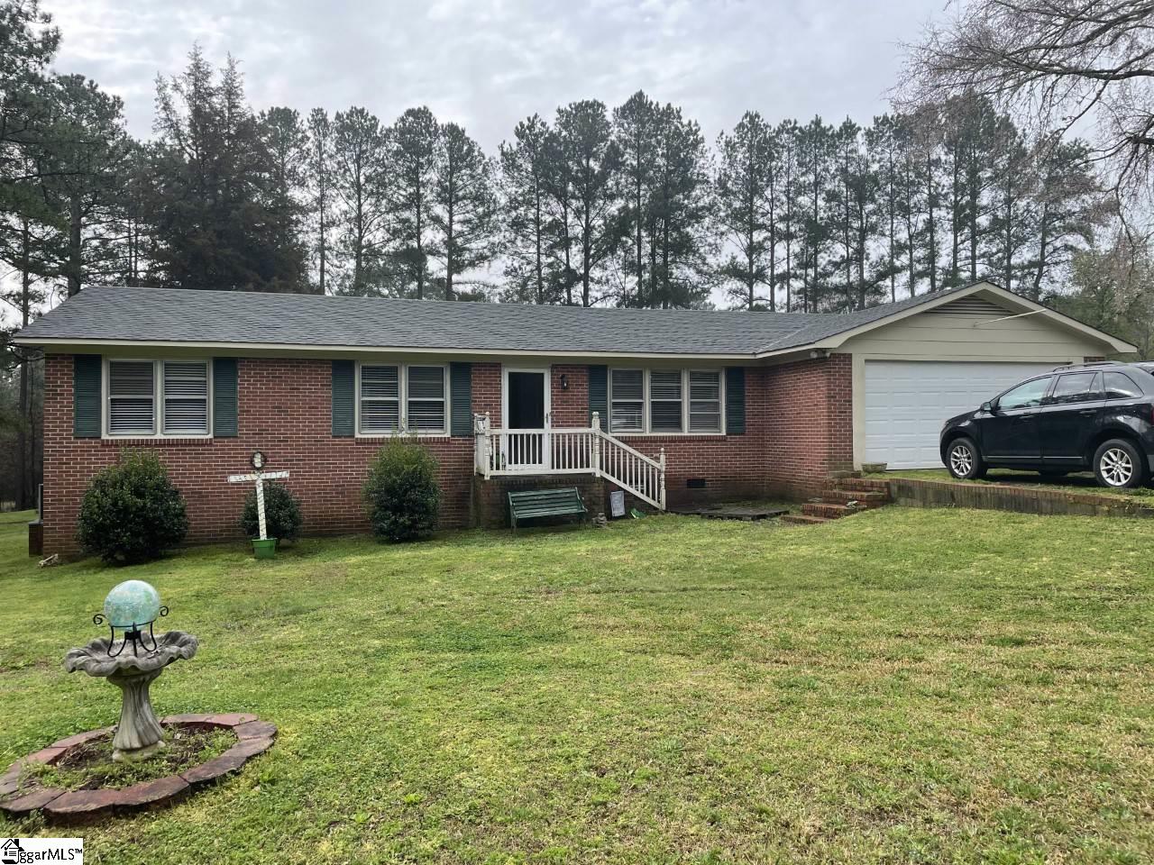 928 Little Acres Road Clinton, SC 29325 - Photo 1 of 23 Gallery Image 1