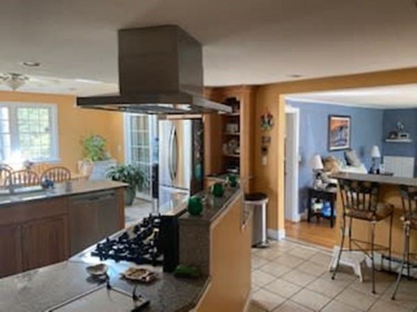11 Donald Road Hamilton, MA 01982 - Photo 8 of 19 Gallery Image 8