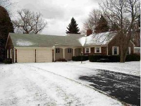 327 Appletree Point Road Burlington, VT 05408 - Photo 1 of 5 Gallery Image 1