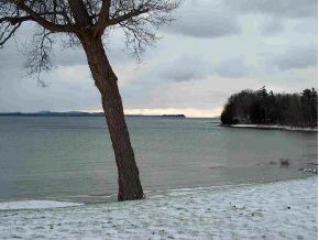 327 Appletree Point Road Burlington, VT 05408 - Photo 2 of 5 Gallery Image 2