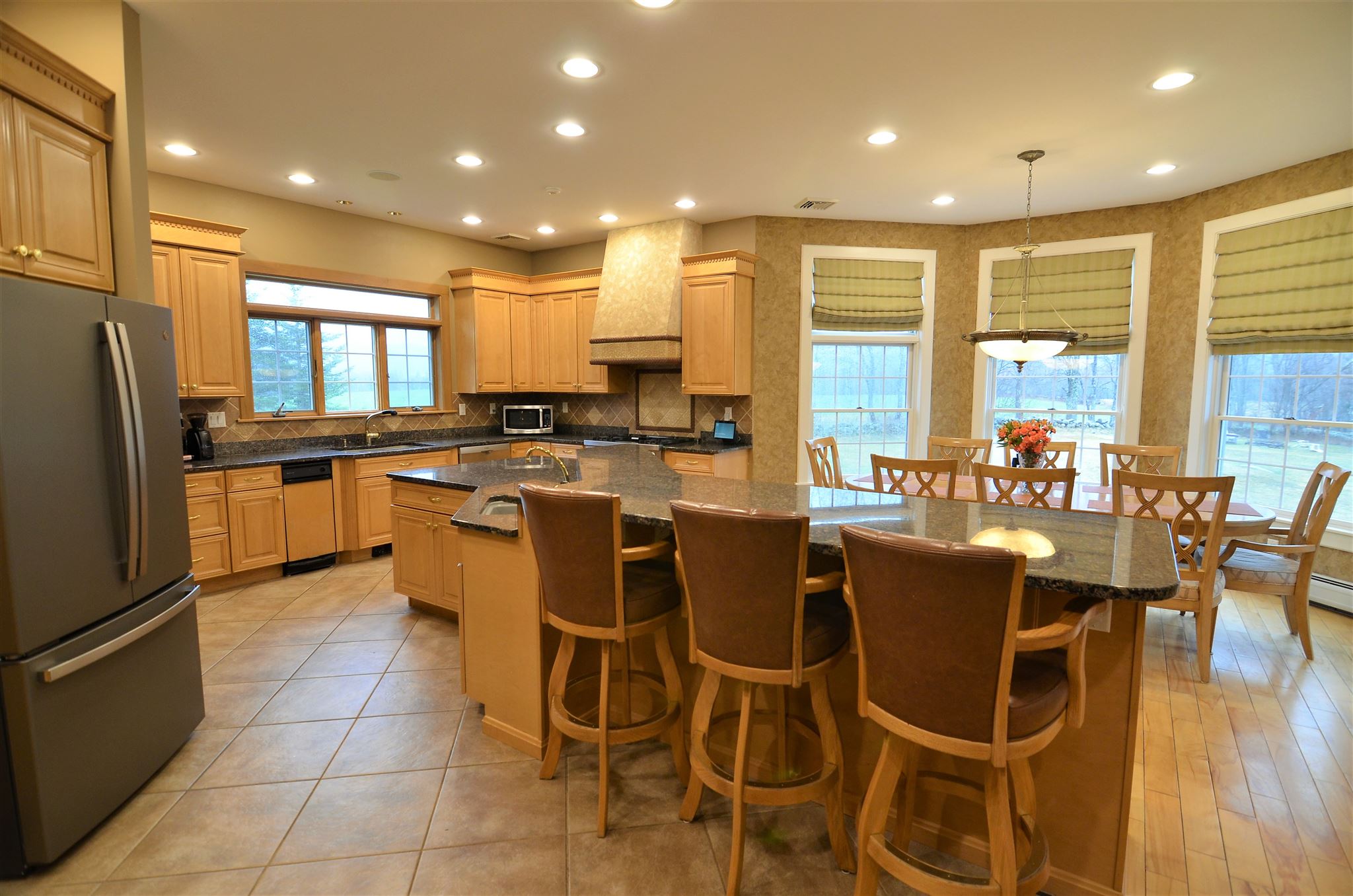 762 Maple Hill Road Mount Holly, VT 05730 - Photo 7 of 40