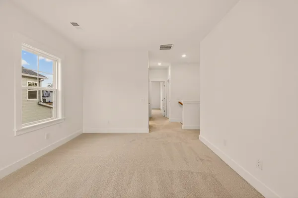 $389,900 | 200 Creek Pointe Drive, Moncks Corner, SC 29461