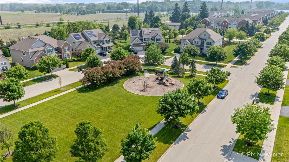 1007 Alberta Road Elgin, IL 60124 - Photo 34 of 35 Gallery Image 34