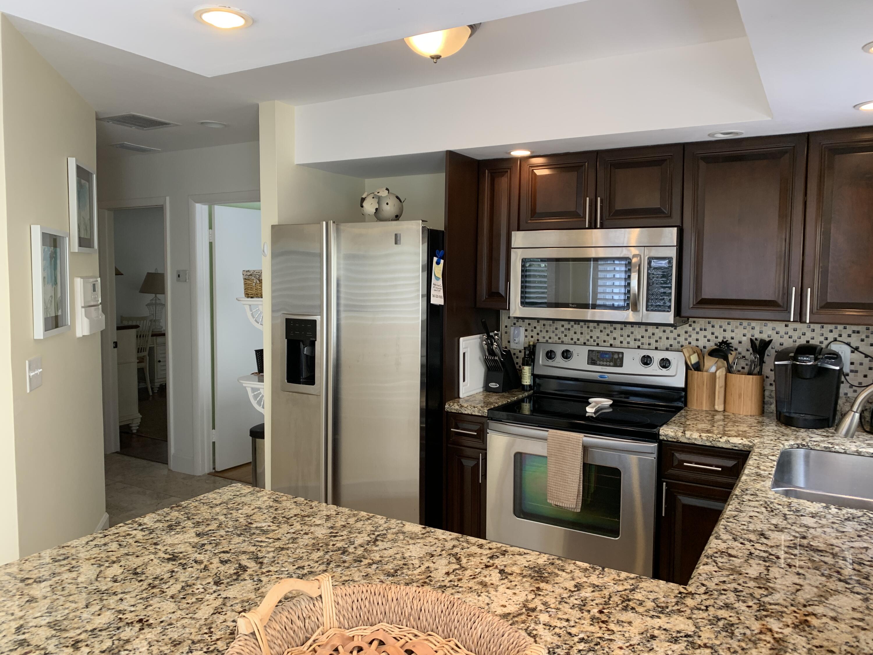 17070 Traverse Circle Jupiter, FL 33477 - Photo 20 of 43 IMG_9381