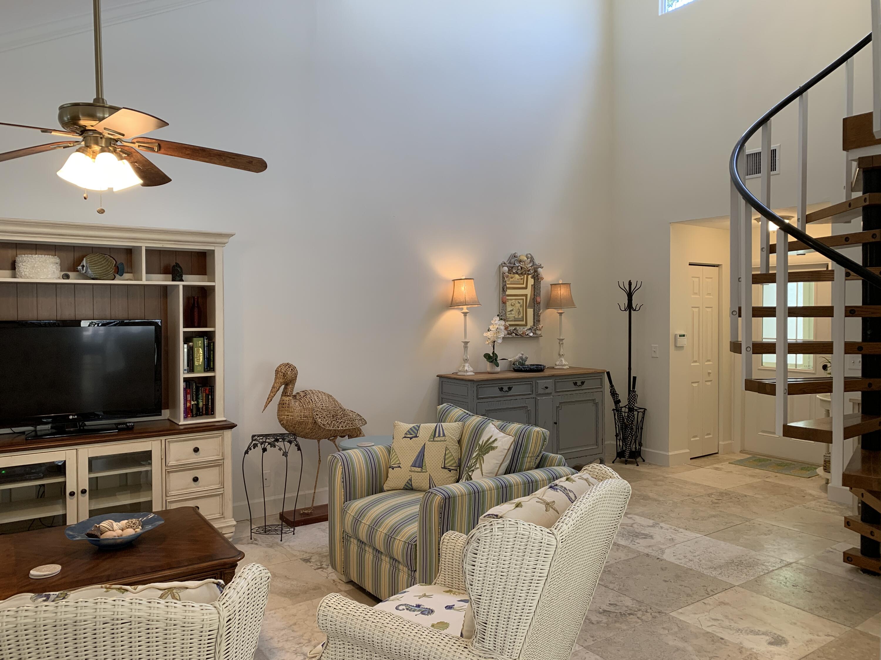 17070 Traverse Circle Jupiter, FL 33477 - Photo 7 of 43 IMG_9368