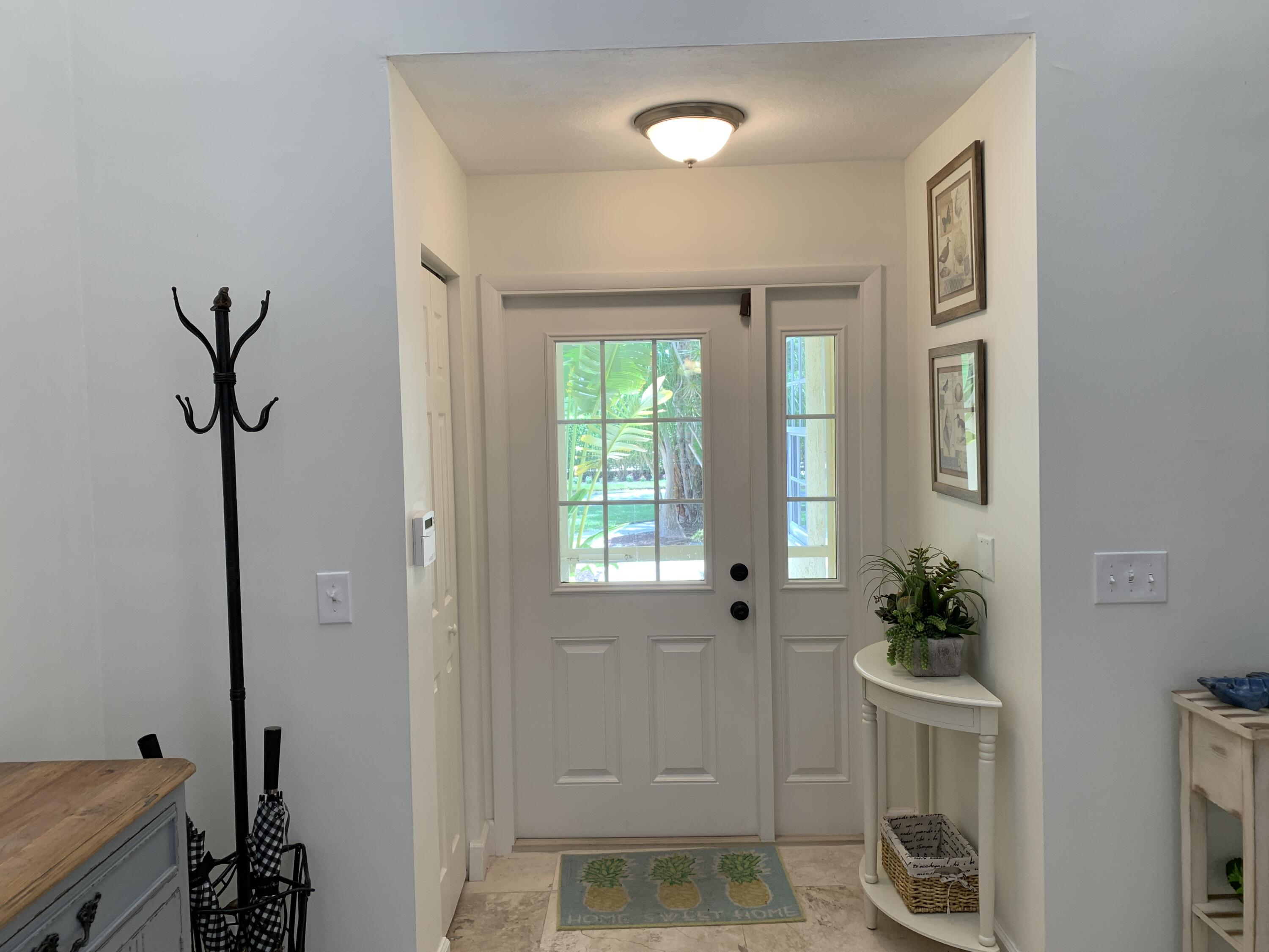 17070 Traverse Circle Jupiter, FL 33477 - Photo 10 of 43 IMG_9371