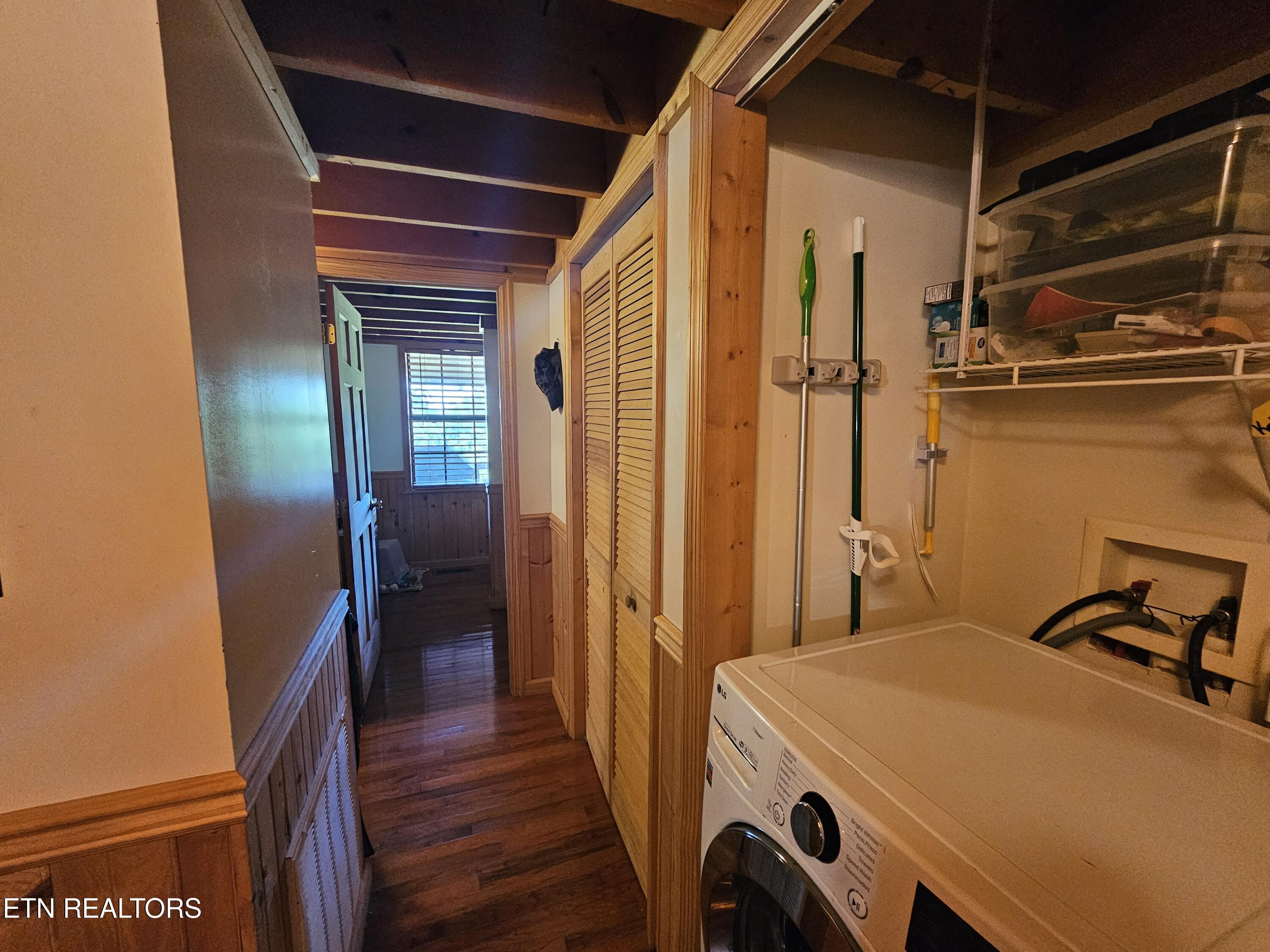 728 Essary Road Tazewell, TN 37879 - Photo 9 of 21 20250511_142654