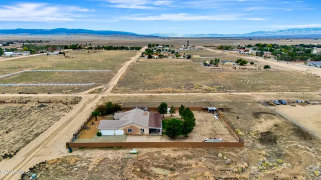 $679,900 | 8347 West Ave D 10, Lancaster, CA 93536