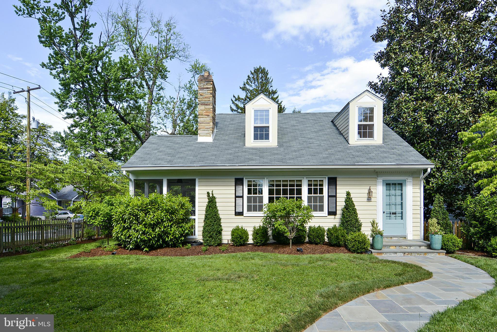 9207 2nd Avenue Silver Spring, MD 20910 - Photo 2 of 30 Exterior (Front)