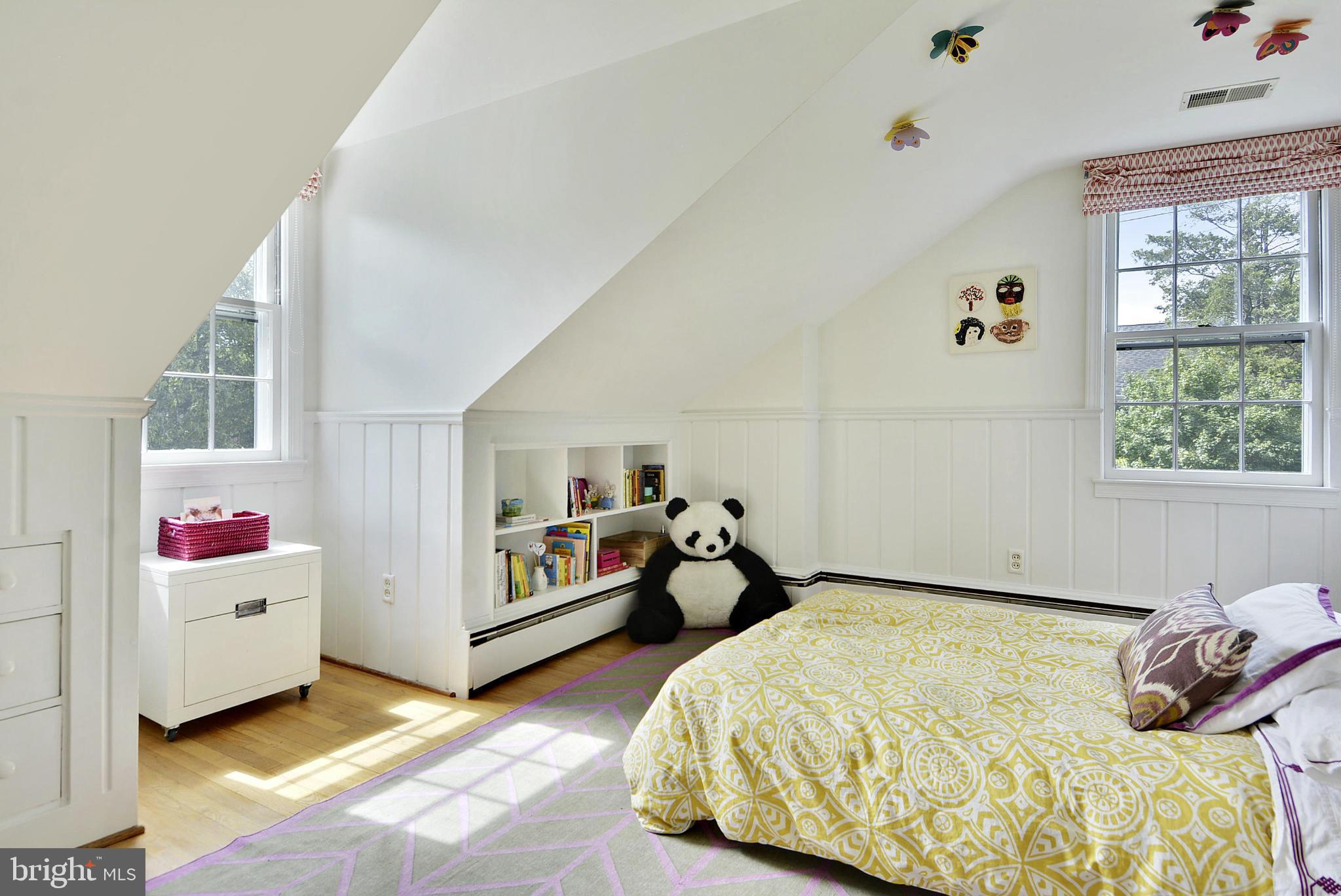 9207 2nd Avenue Silver Spring, MD 20910 - Photo 14 of 30 Bedroom