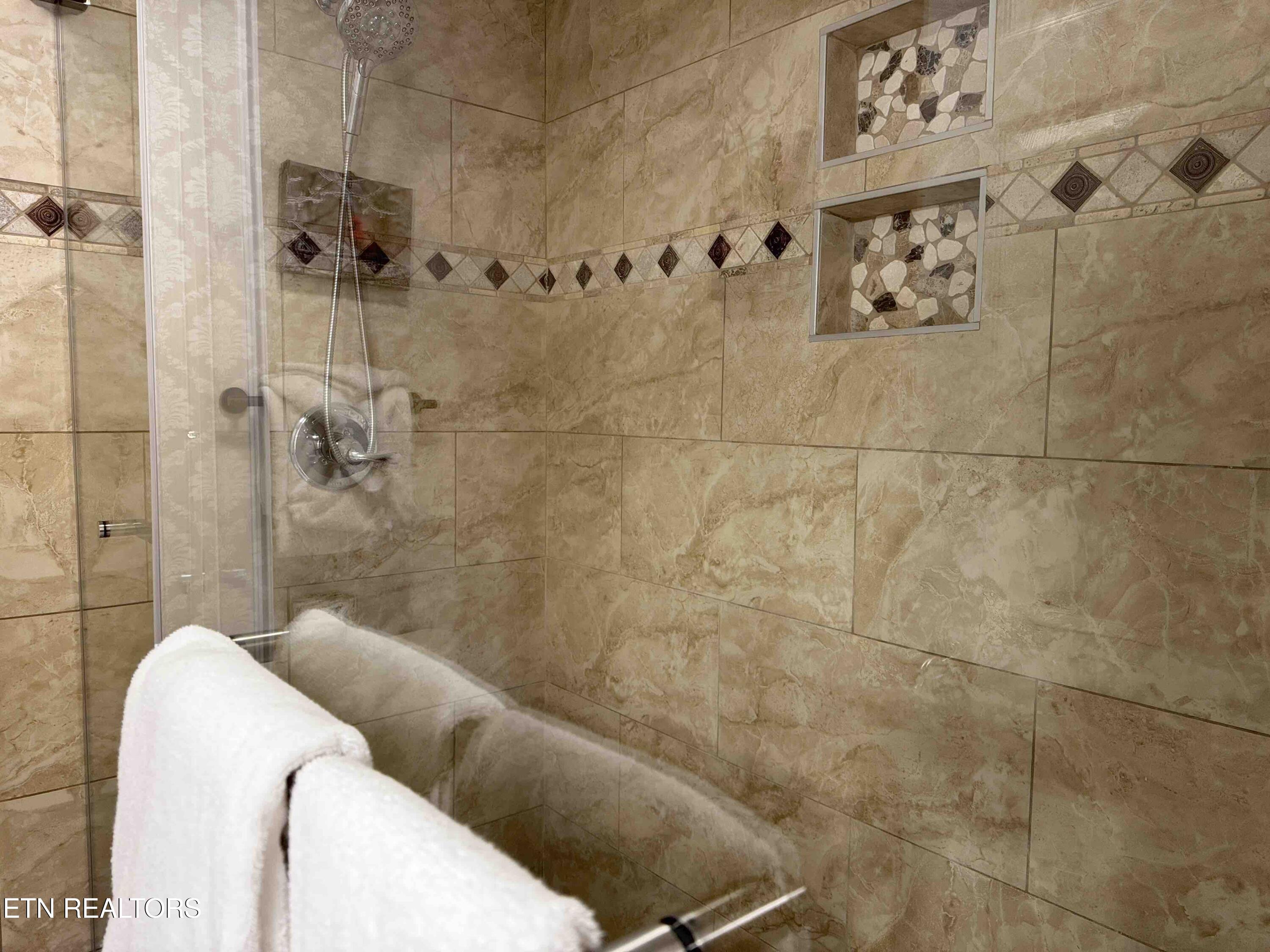 3215 North River Road, Unit STE 307 Pigeon Forge, TN 37863 - Photo 19 of 49 MShower